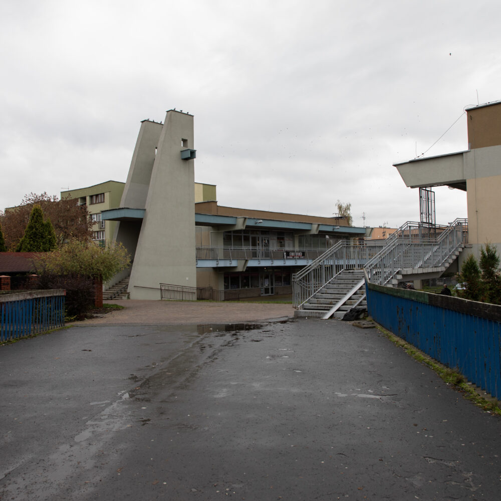Poszukiwacze zaginionego centrum. Eksperyment o&nbsp;nazwie Tychy - Fathers